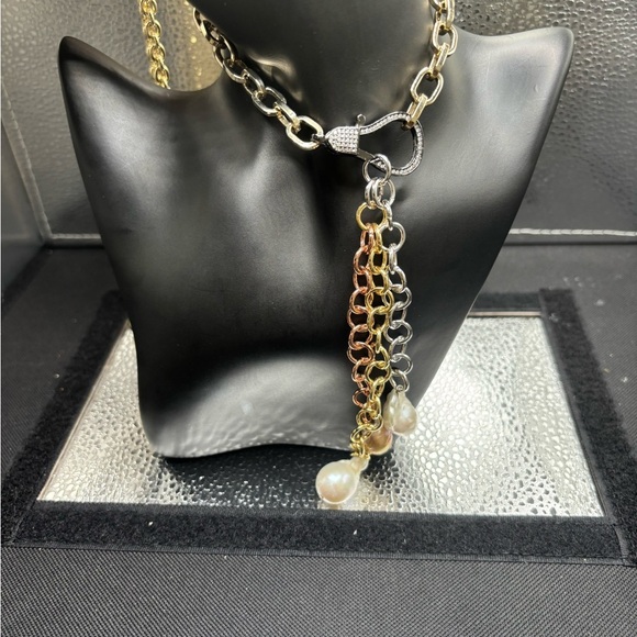 Jewelry - Elegant Gold and Silver Chain Necklace with Baroque Pearls Removable